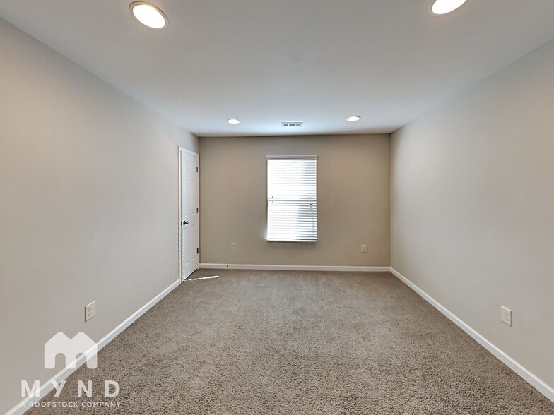 Building Photo - 5417 Blossom Brook Dr