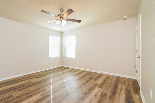 Building Photo - 2536 Tall Grass Rd