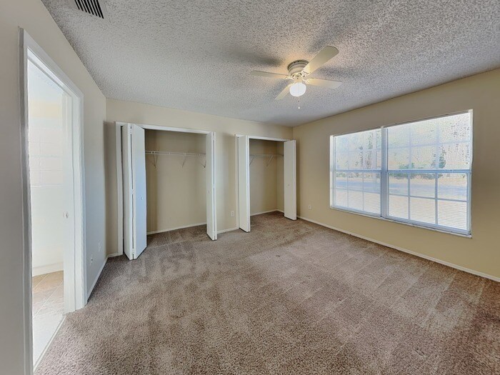 Building Photo - 11102 River Grove Dr