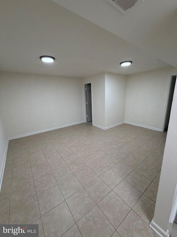 Building Photo - 2888 Fall Oaks Pl