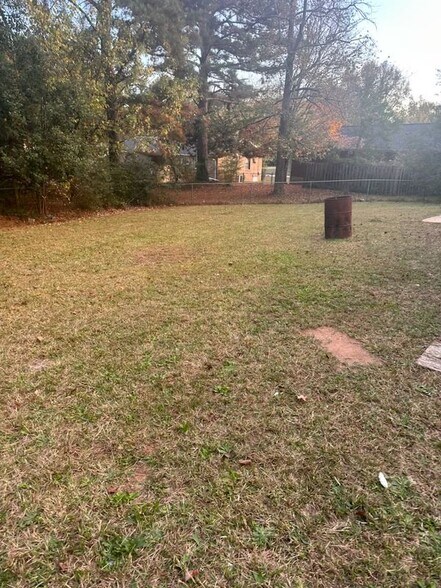 Building Photo - 6062 Arden Ct