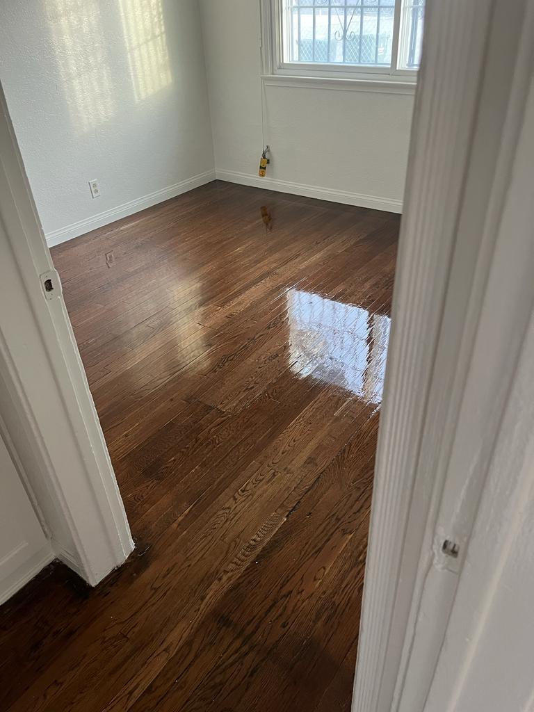 Building Photo - 720 Walnut St