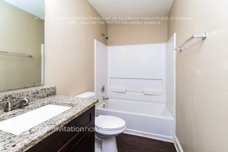 Building Photo - 1040 Sapphire Dr