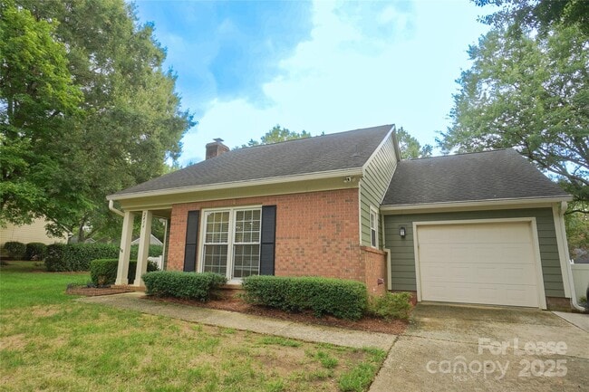 Primary Photo - 2434 Dryden Ln