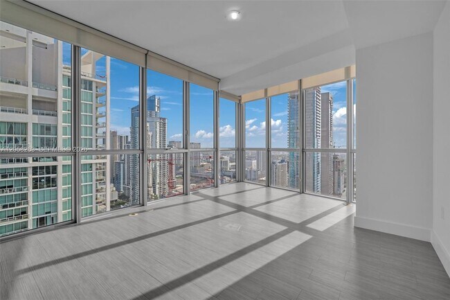Building Photo - 1100 Biscayne Blvd