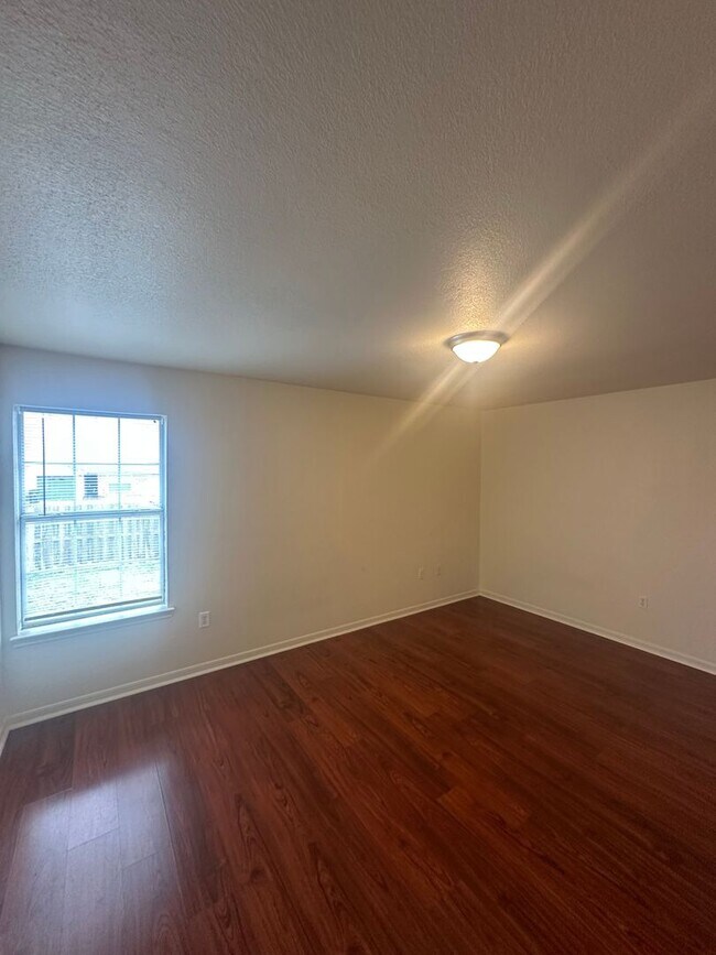 Building Photo - 3204 Baldwin Loop