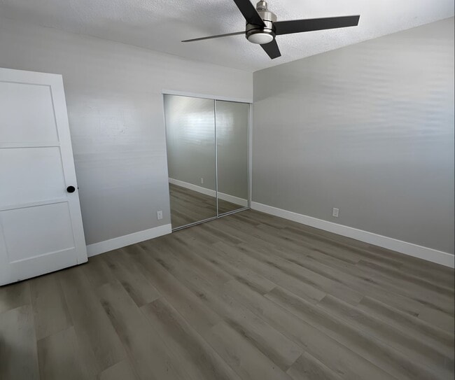 Building Photo - 6332 S Crenshaw Blvd