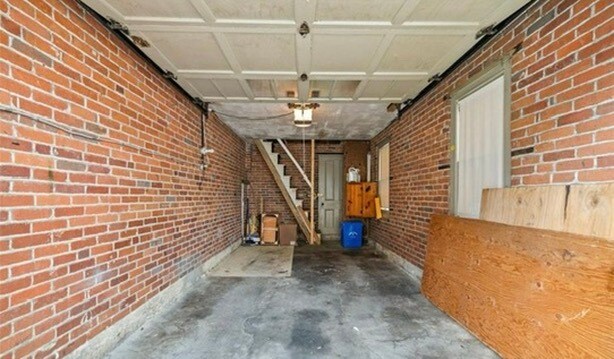 Building Photo - 644 Franklin Alley