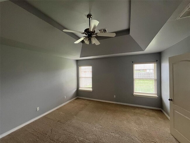 Building Photo - 753 Caroline Dr