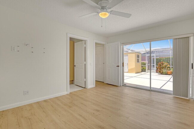 Building Photo - 1301 Sun Terrace Ct