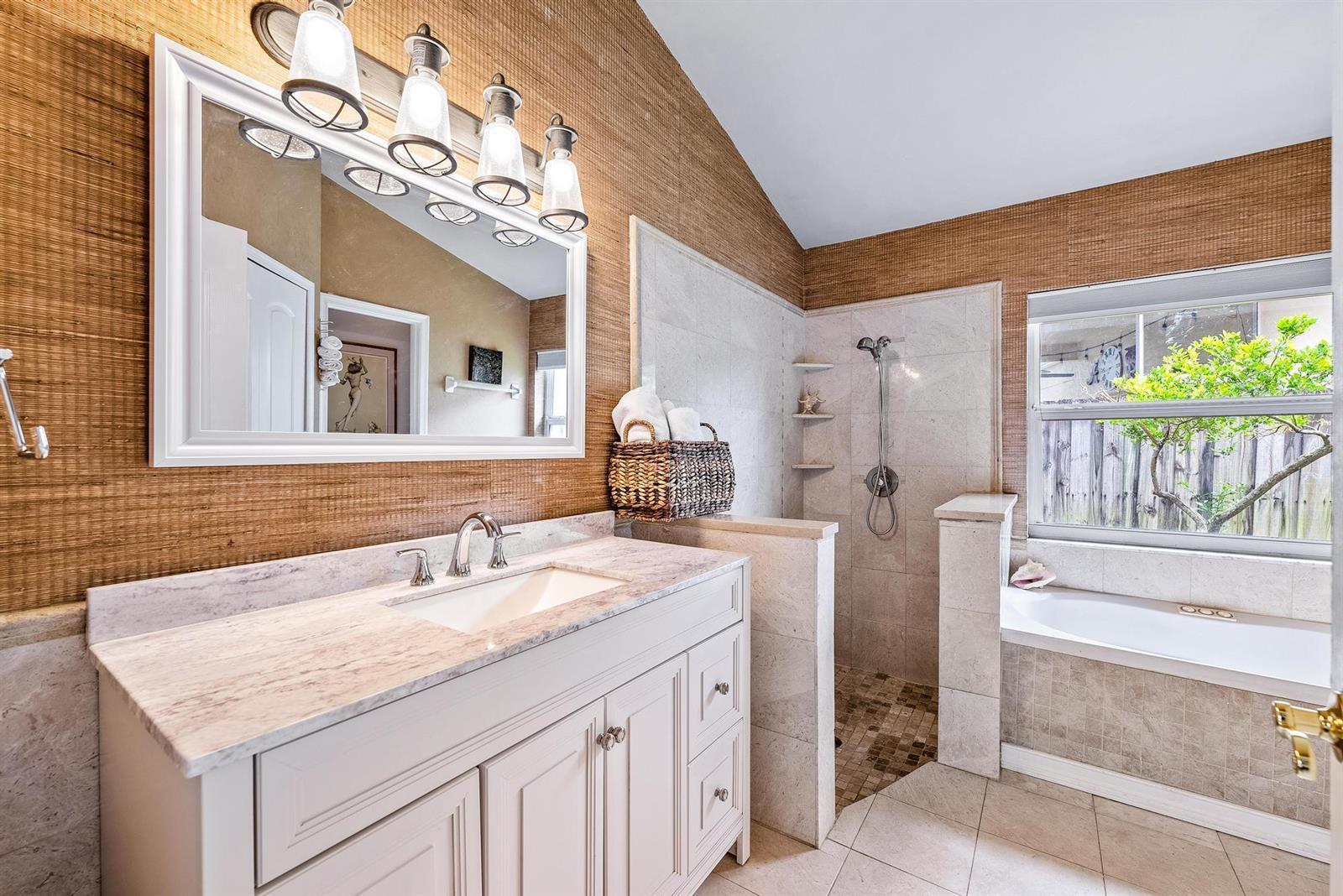 Building Photo - 149 Cypress Cv