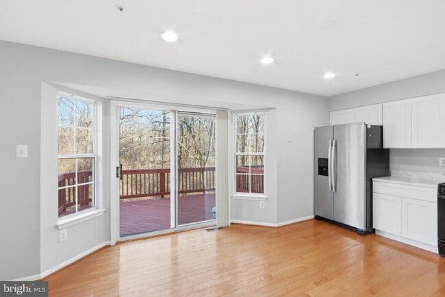 Building Photo - 6174 Silver Arrows Way