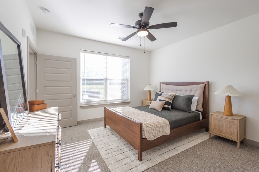 Building Photo - Sage Springs