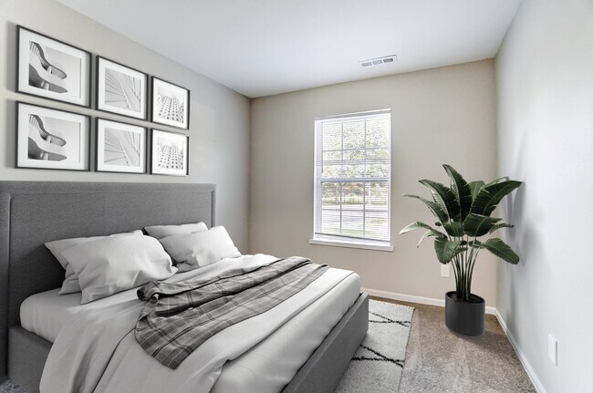 Building Photo - Renovated 2 Bedroom with Washer + Dryer Av...