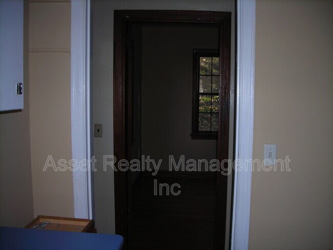 Building Photo - 120 Holston Ct