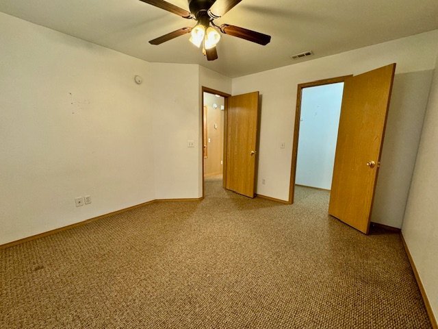 Building Photo - 417 N Pleasant St