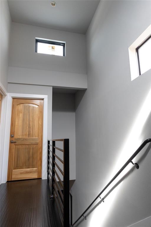 Building Photo - 3000 Speedway