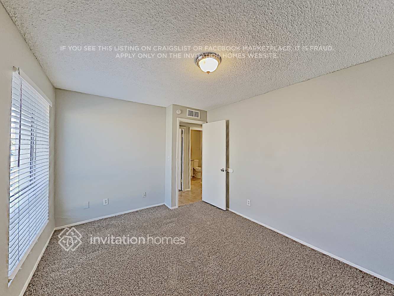 Building Photo - 12446 N 50th Ln