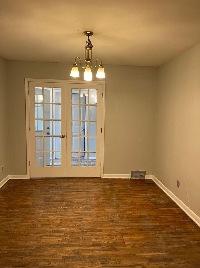 Building Photo - Step inside!  You will love what you see. COMING SOON