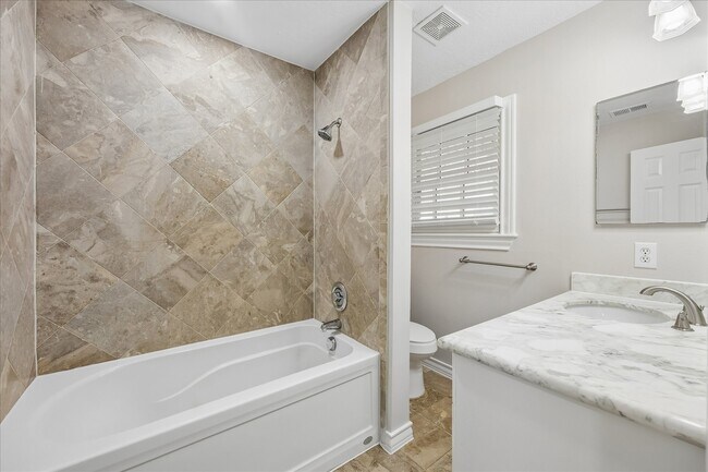 Building Photo - 3806 Murworth Dr