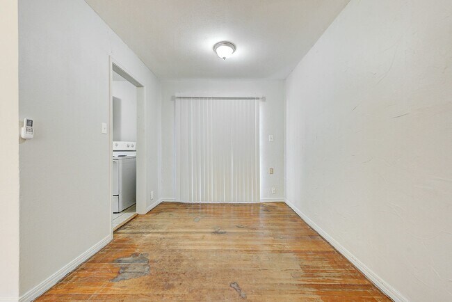 Building Photo - 2 bedroom 1 bath - Del City