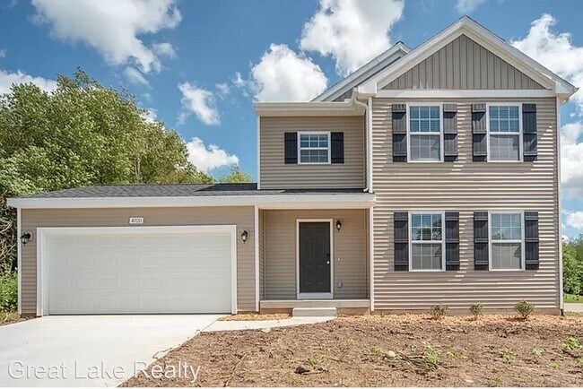 Primary Photo - 4 br, 2.5 bath House - 425 Oak Hill Court