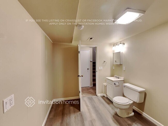 Building Photo - 28628 15th Ave S