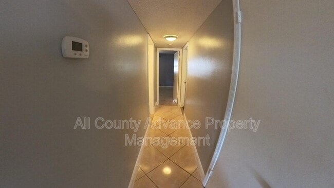 Building Photo - 1713 Belleair Forest Dr