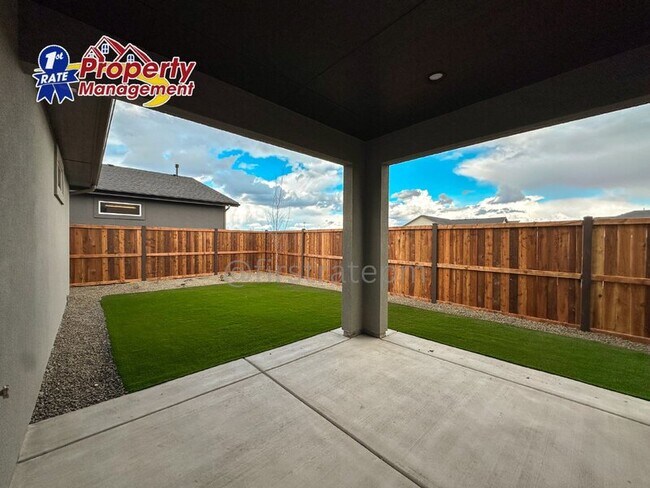 Building Photo - 8432 W Meltwater Ln
