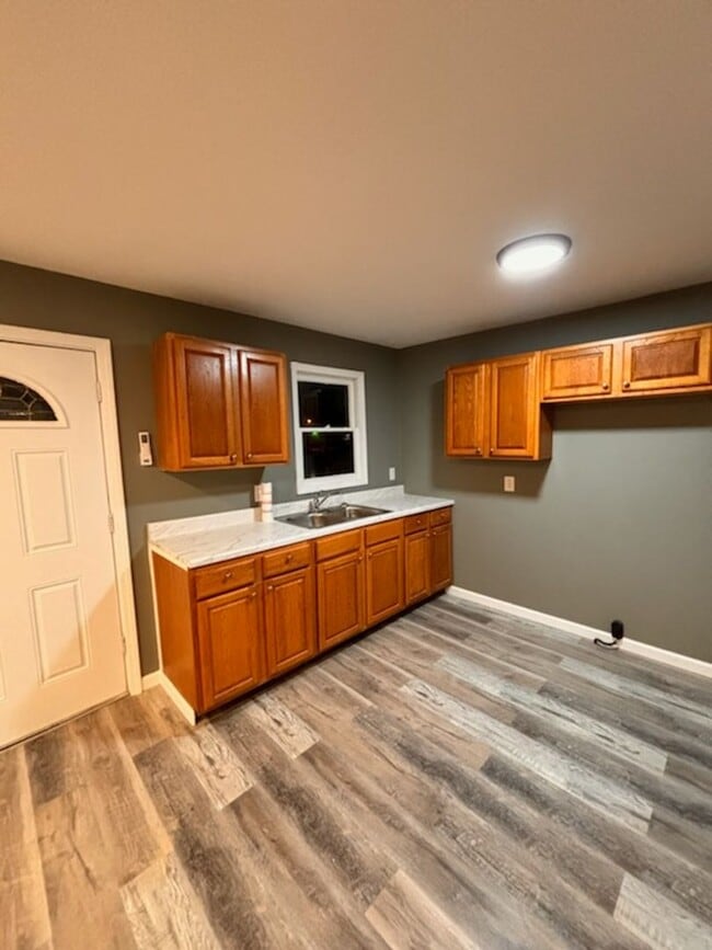 Building Photo - 109 S Illinois Ave