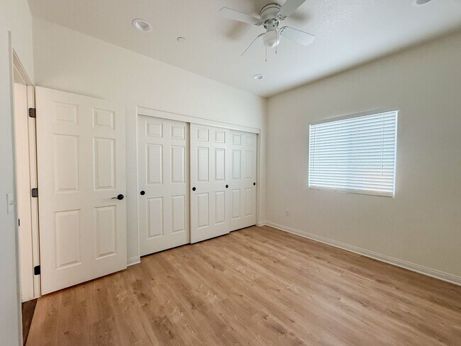 Building Photo - 29 Palms Home with Solar