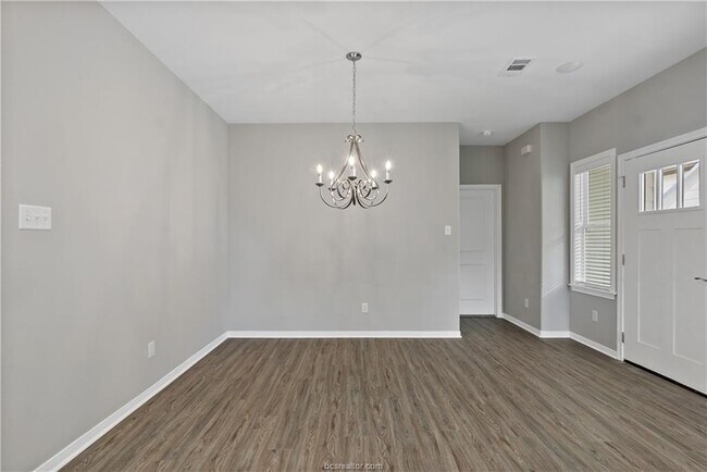 Building Photo - 2509 Shady Rte Ln