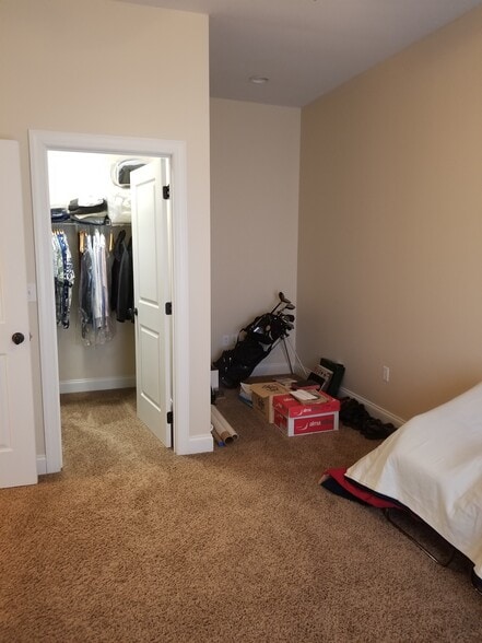 Building Photo - 406 Treyson Ln