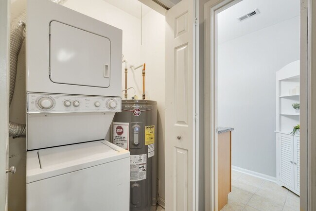 Building Photo - 10303 Appalachian Cir