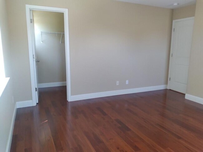 Building Photo - 3891 Danbury Way