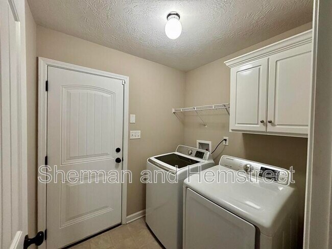 Building Photo - 1101 Grove Landing Ln