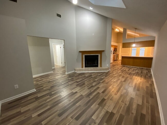 Building Photo - Charming 3-Bedroom, 2-Bath Home for Rent!