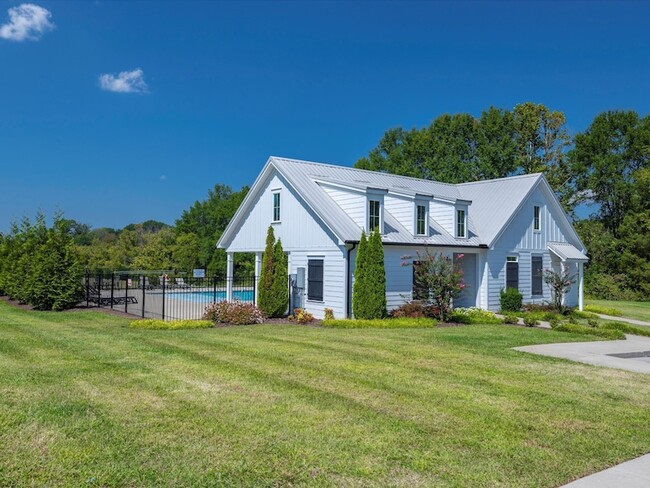 Building Photo - 1416 Walker Wy