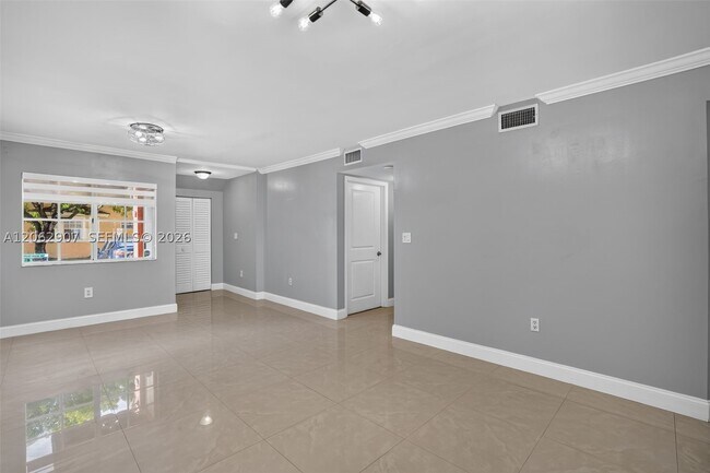 Building Photo - 7085 NW 173rd Dr