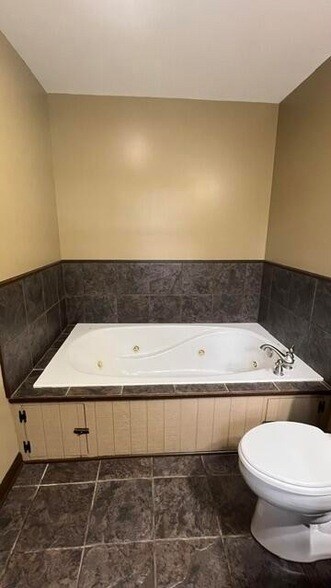 Building Photo - 7432 Hydrus Dr