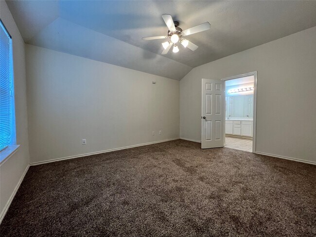 Building Photo - 21810 Dimmett Way