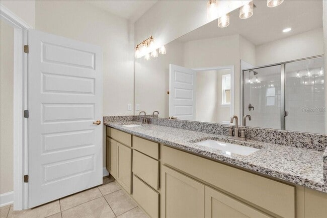 Building Photo - 3687 Sagefield Dr