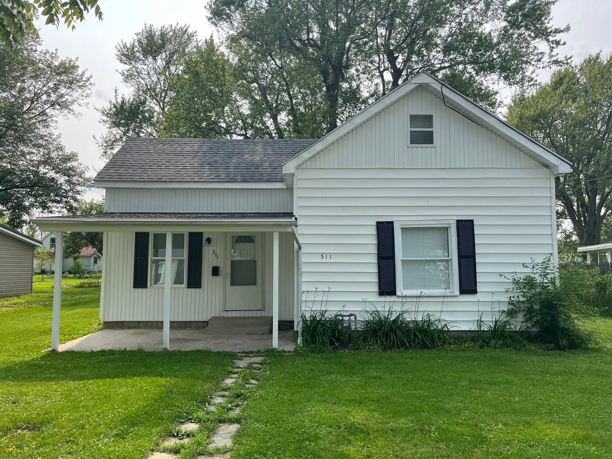 Building Photo - 511 N Race St