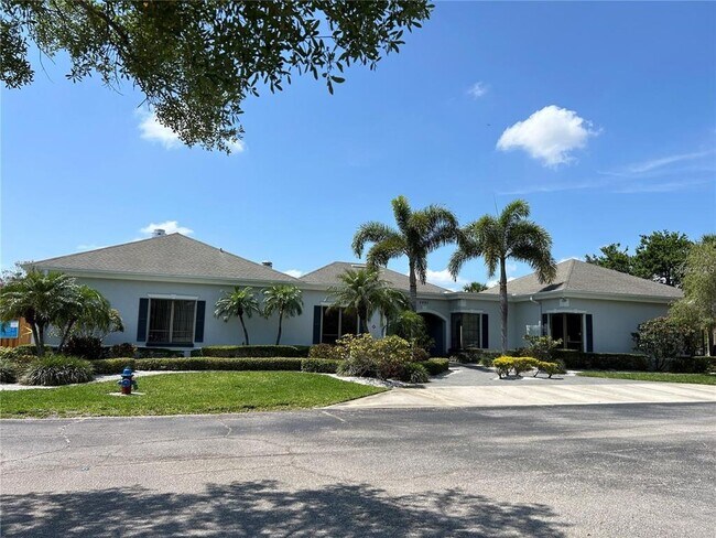 Building Photo - 2333 Feather Sound Dr