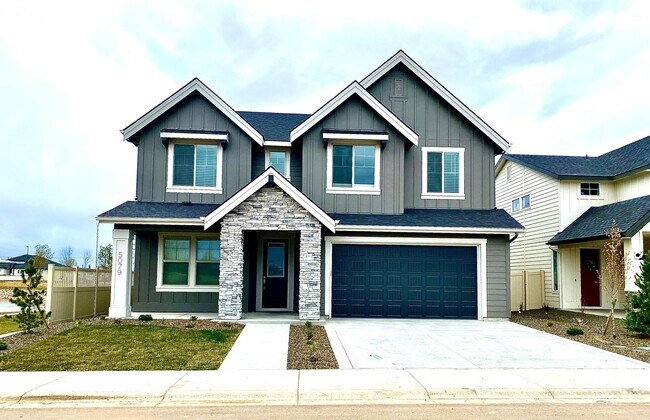 Primary Photo - Beautiful Custom 6 Bedroom (2 Primary Bedrooms!) +Office located in NW Meridian