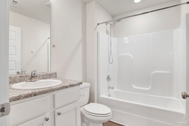 Building Photo - 5249 Peach Dr