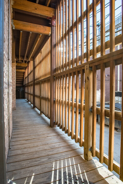 Building Photo - 2015 W Concord Pl