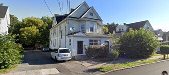 Building Photo - 826 Park St