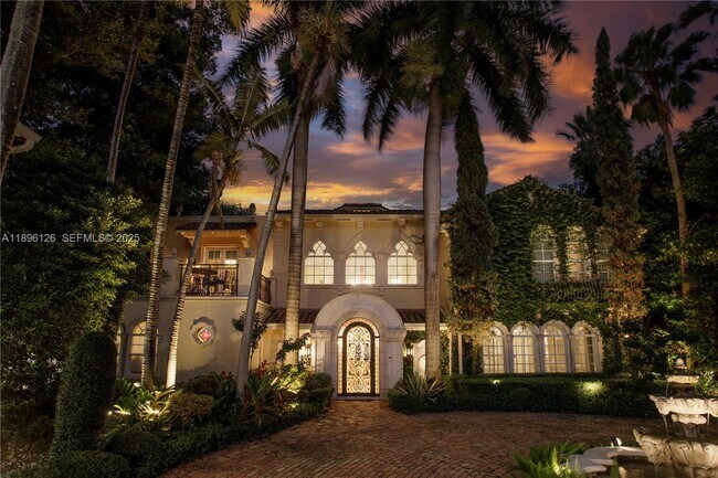 Building Photo - 5801 Pine Tree Dr