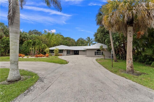 Building Photo - 53 N Sewalls Point Rd